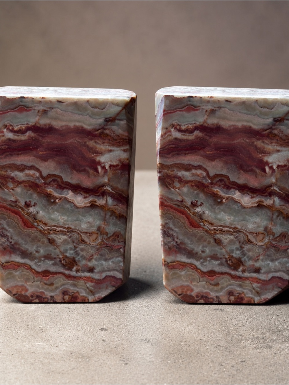 Marbled Red and Cream Decorative Bookends - Premium Home Accent